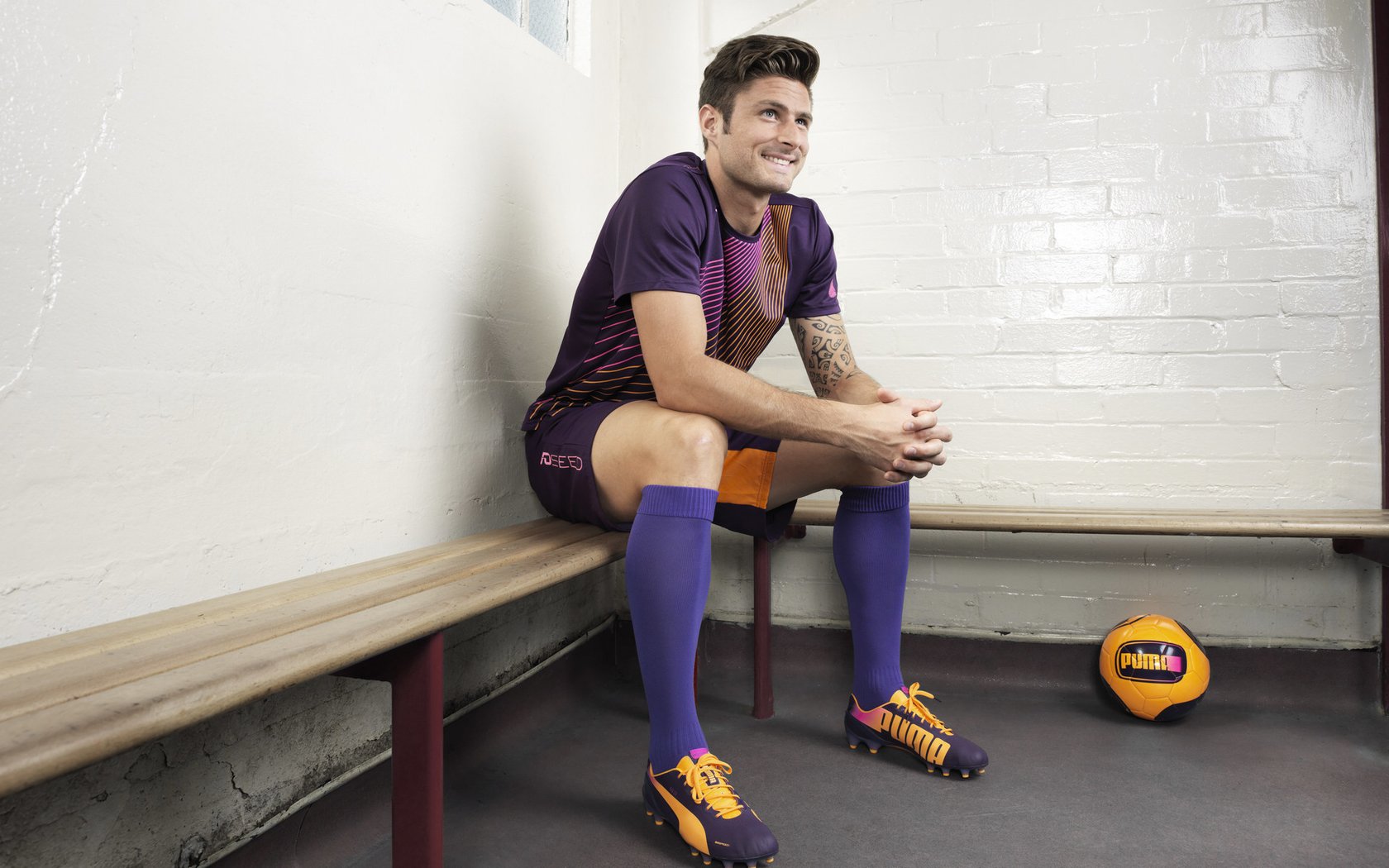 皮克与麦克托米奈，当接管比赛成为两种宿命的回响