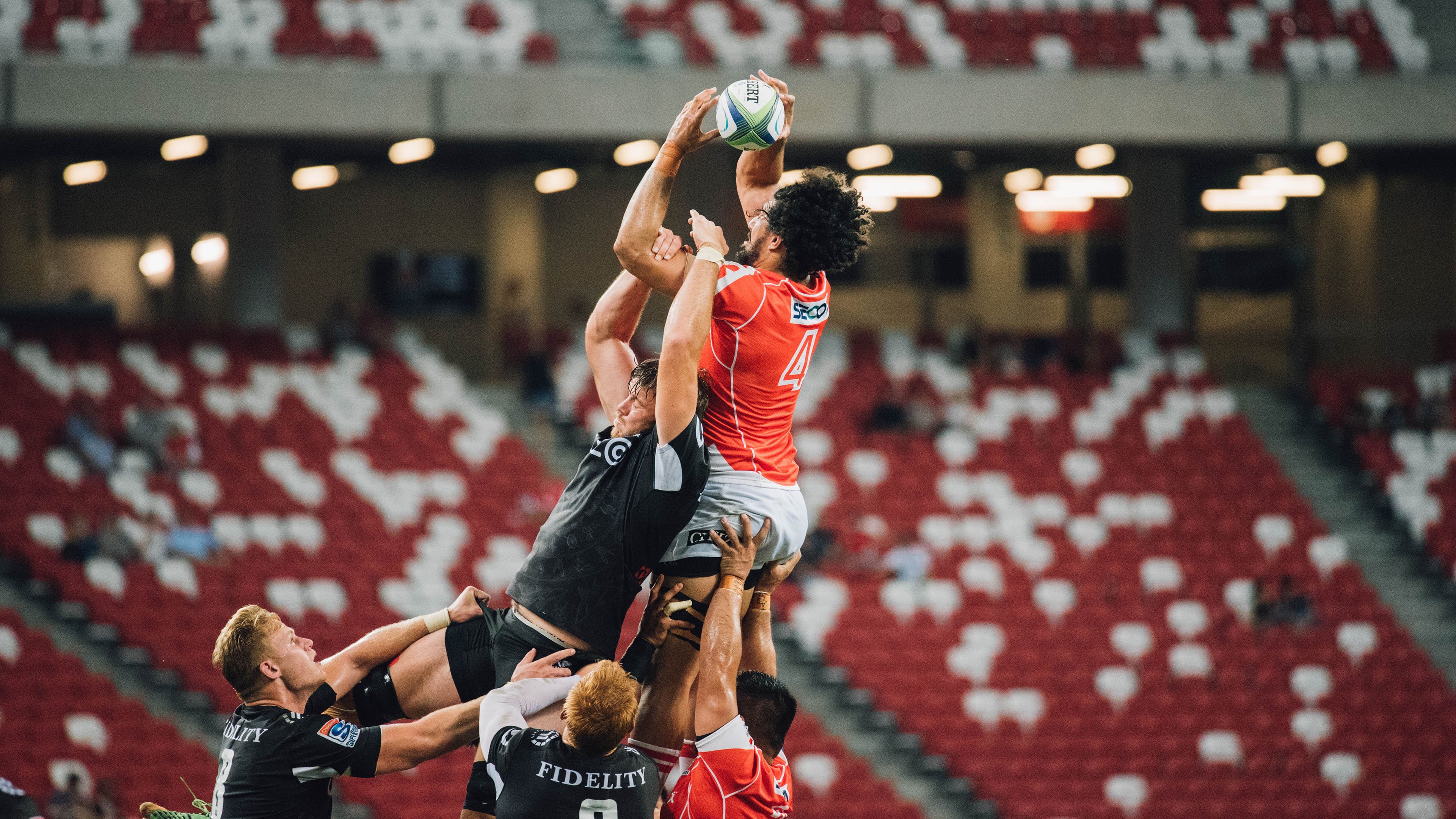 从智利翻盘美国，到欧冠淘汰赛，逆袭背后的集体意志密码